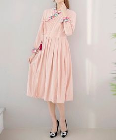 This is a Korean Modern Hanbok Wrap Style Dress for Women.This hanbok is modernly designed so you can wear it comfortably and beautifully.This modern hanbok is perfect dress for daily and special celebrations such as parties or various events.⭐You can create a variety of styles by layering skirts of different colors on this dress. Go look Modern Hanbok Skirts:https://www.etsy.com/shop/LunarJogak?ref=seller-platform-mcnav&section_id=33459396⭐Decorate more stylishly with accessories that go we Long Dress Korea, Layering Skirts, Hanbok Women, Style Long Dress, Hanbok Dress, Dress Korea, Modern Hanbok, Dress Korean, Casual Party Dresses