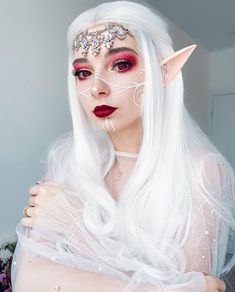 Tilka Play, Pinterest People, Elven Woman, Halloween Usa, Drawing Women, Elf Cosplay, Elf Makeup, Fairy Girl