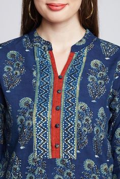 Trendy and stylish collar neck design for kurti | beautiful collar neck design Border Neck Designs For Kurtis, Printed Kurti Neck Designs Neckline, Collar Neck Designs For Kurti, Collar Neck Design, Collar Kurti Design, Design For Kurti, Salwar Neck Designs, Churidar Neck Designs, Long Kurta