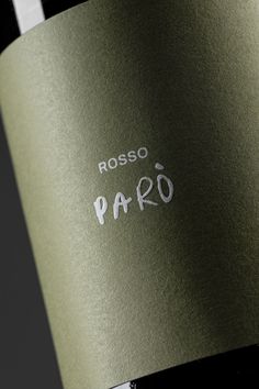 a bottle of wine with the word paso written on it