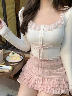 Korean Mini Skirt, Cake Skirt, Cute Cake, Middle Age Fashion, Lace Decor, Full Dress, Elegant Blouses, Pink Skirt, Set Women