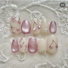 Cherry Cat Eye Nails, Cat Press On Nails, Cat Eye Designs Nails, Cute Cat Eye Nails, Cat Eye Nail Polish Designs, Cushion Nails, Cat Eye Pink Nails, Cat Eye Nail Designs Ideas, Pink Cat Eye Nails Design