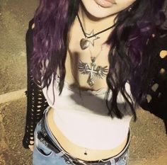 Rave Outfit Purple, Juleka Aesthetic, Dark Purple Hair, Cool Makeup Looks, Funky Hairstyles, Alternative Hair, Dye My Hair