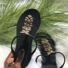 Samoa Sandals ~ (Black) *Half Sizes Not Available Size Guidance In Length 6 - 9.5” 7 - 9.7” 8 - 10” 9 - 10.2” 10 - 10.5” Elegant Black Flip Flops For Vacation, Elegant Adjustable Black Flip Flops, Black Party Flip Flops For Spring, Black Party Flip Flops For Summer, Party Flip Flops For Beach Season, Party Beach Season Flat Flip Flops, Jelly Sandals, Samoa, Sandals Black