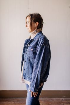 Available online tonight at 8 pm & locally at Four Fillies Mercantile. Be effortlessly cute with our Oversized Medium Wash Denim Jacket! Designed for easy layering, this jacket is perfect for any occasion. Stay stylish and comfortable all day long. Fit: Relaxed Fit - True to size Model Taryn wearing a size small Long sleeve jacket Button down Collared Color: Medium wash denim Fabric: 100% Cotton Brand: Risen Have questions or need help deciding on fit? Want styling advice? Message us on our FB p Kids Activewear, Long Sleeve Jacket, Jean Accessories, Denim Jacket Women, Sleeve Jacket, Long Sleeves Jacket, Jacket Buttons, Denim Fabric, Sweaters & Cardigans