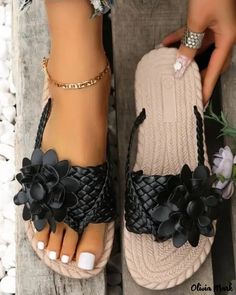 Color: black, Size: US7 Boho Styl, Boho Mode, Flower Flat, Floral Flats, Boho Sandals, Toe Post Sandals, Mode Boho, Chic Type, Flat Slipper