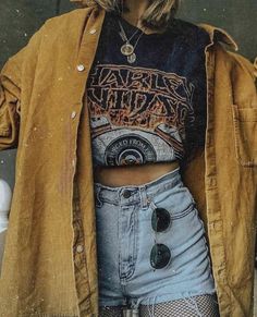 Nicole Alyse, Bustier Outfit, Look Grunge, Mode Hippie, Mode Boho, Festival Looks, Mode Inspo, Indie Fashion, Hippie Outfits