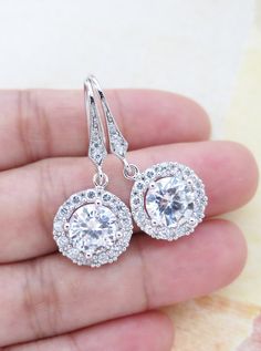 Luxe Cubic Zirconia Round Drop Earrings, Halo style crystal earrings, Silver bridesmaid earrings, brides wedding jewelry, www.glitzandlove.com Silver Bridesmaid Earrings, Pastel Weddings, Bridesmaid Earrings Silver, Wedding Accesories, Silver Bridesmaid, Shiny Jewelry, Wedding Bride Jewelry, Wedding Jewellery Collection, Halo Style