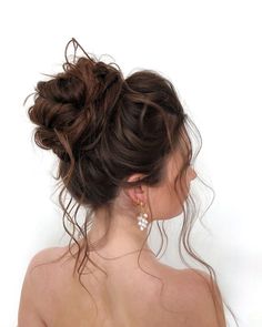 Wedding Updos For Long Hair, Updos For Long Hair, Messy Wedding Hair, Fall Wedding Hairstyles, Wedding Updos, Messy Updo