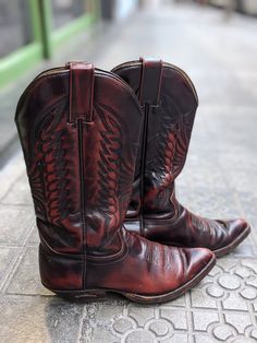 "Vintage Sendra Boots Tooled leather handmade Boots Cowgirl! In good vintage condition, with some signs of use (attention pics) Size: 7 1/4 Made in Spain Measures: 14.17\"  tall (36 cm) Thanks for stopping by!!" Vintage Cowgirl Boots, Handmade Boots, Boots Cowgirl, Western Vintage, Handmade Boot, Boots Vintage, Vintage Cowgirl, Boots Western, Tooled Leather