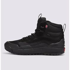 Vans Ultrarange Exo Hi Mte-2 Waterproof Boots Black Black Women 8.5 (Men 7) New. Box Has No Top. Shoes Have Tag. The Mte-2 Hydroguard 360o Package Is Watertight And Stretchable. Mte-2 Primaloft Insulation Package Uses A High-Quality Microfiber Thermal Insulation System To Mimic The Warmth-Providing Properties Of Down, Keeping You Warm Without Retaining Internal Moisture. The All-Trac Mte-2 Outsole Offers A Rubber Compound That Provides Flexible Underfoot Lugs To Bend With Terrain Changes, Creati Black Slip-resistant Waterproof Boots For Streetwear, Black Waterproof Lace-up Hiking Boots, Vans Black Hiking Boots For Streetwear, Black Weatherproof Sneakers For Streetwear, Black Vans Hiking Boots For Outdoor, Functional Black Lace-up Work Boots, Black Waterproof Boots With Reinforced Toe For Streetwear, Black Vans Sneakers For Hiking, Vans Black High-top Boots