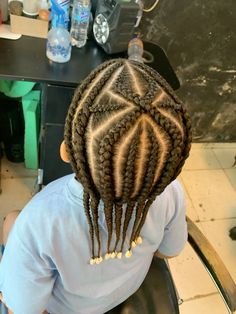 Trenzas spiderman  Trenzas pop ara niños Trenzas para hombres Spiderman Cornrows, Boy Braid Styles Kids, Black Boy Braids Kids, Child Braid Hairstyles, Mixed Boy Braids Hairstyles, Little Boy Cornrows, Spiderman Braids, Braided Hairstyles For Kids Boys, Black Boys Braids Hairstyles Kid Hair