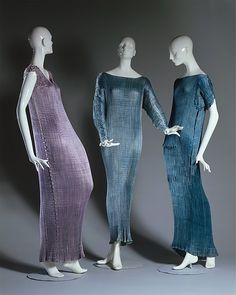 Fortuny pleated dresses Italian Dress, Spanish Fashion, Designer Evening Dresses, Costume Institute, Vintage Couture