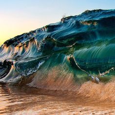 an ocean wave is shown in this image