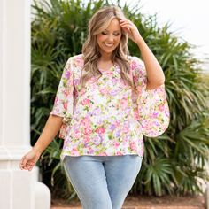 fb-feed Feminine Floral Print Tops For Spring, Spring Floral Print Tops For Brunch, Flowy Floral Print Top For Spring, Flowy Floral Print Top For Day Out, Spring Feminine Loose Fit Blouse, Feminine Flowy Blouse For Spring, Flowy Feminine Tops For Casual Wear, Flowy Feminine Blouse For Spring, Feminine Flowy Tops For Day Out