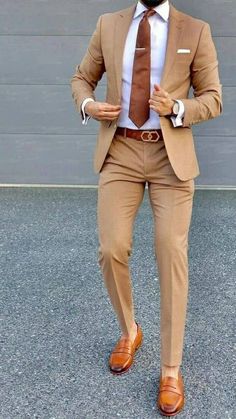 Brown Tuxedo, Terno Slim Fit, Mens Wedding Suits, Stylish Mens Suits, Suits Casual, Tan Suit, Pic Poses, Mens Fashion Blazer, Wedding Suits Groom