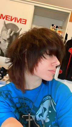 Emo Hairstyles Men, Scene Hairstyles Short, Scene Haircuts Medium, Hair Inspo Male, Emo Boy Hairstyles, Emo Hair 2000s, Scene Mullet, Emo Hair Boy