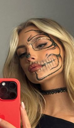 Drag Make-up, Skeleton Makeup, Pretty Halloween Costumes, Amazing Halloween Makeup