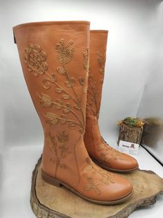 This is handmade genuine leather custom made women's boots.  Every size available.  Materials : Genuine leather.  Heel height : 1 inches 2.5 cm. Custom made ? * I have wider calf, may i have it custom calf measurements ?  + Yes, these are custom boots. We can make your calf circle measurements. Please send us your calf circle measurements from widest part. *Can I have same boots with other colours ?  + Yes. Please tell us your favorite colors.  * İf I want higher heel and pointy toe ? + Yes, we Style Western Boots, Embroidery Boots, Festival Boots, Unique Boots, Everyday Boots, Embroidered Boots, Womens Riding Boots, Custom Boots, Rodeo Fashion