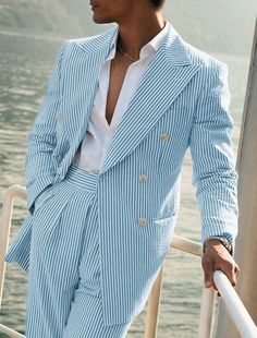 Good quality looks good Italian Men Style, Casual Wedding Suit, Beach Wedding Suits, Seersucker Jacket, Mens Tailor, Gentleman Shoes, Dress Suits For Men, Designer Suits For Men, Italian Men