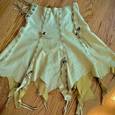 Authentic Vintage Handmade American Indian Leather Skirt, With Authentic Buttons And Amazing Fit. Rara Skirt, Medieval Clothing, American Indian, Sewing Clothes, Larp, Leather Skirt, Womens Skirt, Dress Es, Dresses Skirts