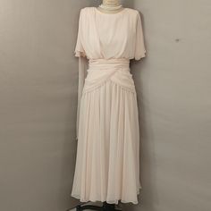 Amazing Find, Wonderful Design And Style With Quality Construction On This Late Seventies Early Eighties Dress By Miss Elliette California. Blush Pink Chiffon Over Soft Opaque Base. No Size Or Content Labels, Shown On An 8 Dress Form And A Great Fit. Form Is 36-28-38. Condition Excellent, No Stains, Pulls, Damage Or Wear. Only Oddity Is Someone Has Scotch Taped Down The Inner Lining Layer At Neck. Classy, Classic, Ethereal, Romantic, Feminine, Roaring Twenties, Great Gatsby +++ Vintage 1930s Dresses Evening Gowns, Chiffon Outfit, Ethereal Romantic, 1930's Dresses, Vintage 1930s Dress, Vampire Clothes, Goddess Dress, Pink Chiffon, 1940s Dresses