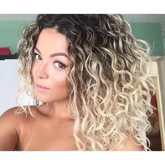 Peacock Hair Color, Curly Color, Icy Blonde Hair, Gorgeous Hair Color, Beautiful Curly Hair