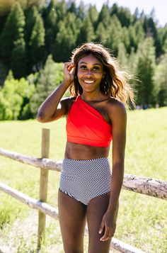 This is the most Elegant High-Support Bikini you will EVER WEAR! It provides great coverage at the neckline with a comfortable and supportive bottom strap that honestly gives you enough support to sprint after that toddler you may be chasing. A fantastic Bikini Top for Maternity and all of you looking for a little EXTR Mommy Body, Mom Body, Crop Swim Top, Red Neon, Swimming Suits, Beach Vacay, Beach Attire, Modest Swimwear, White Leopard