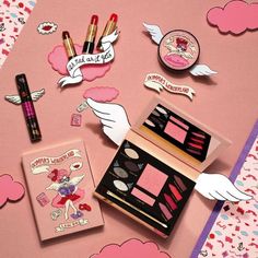 Предварительная информация об осенней коллекции макияжа Lancome Olympia's Wonderland Makeup Collection Fall 2017 Wonderland Makeup, Makeup App, Makeup Brush Bag, Makeup Guide, Magazine Cover Design, Latest Makeup, Olympia Le Tan, Photography Magazine Cover, Luxury Makeup