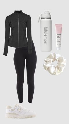 Workout Outfit Lululemon, Workout Outfits Inspiration, Everyday Pink Outfits, Gym Outfits Lululemon, Lulu Lemon Outfits Winter, Gym Fits With Leggings, Lululemon Inspired Outfits, Cute Everyday Outfits Pink, Cute Workout Fits Aesthetic