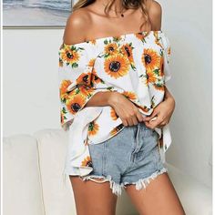 Light Weight. Brand New, Only Wore Once. So Cute For Any Occasion! Bardot Blouse, Flared Sleeves Top, Chic Blouses, Shoulder Tops, Cute Crop Tops, Sunflower Print, Girlfriend Gift, Loose Tops, Off Shoulder Tops