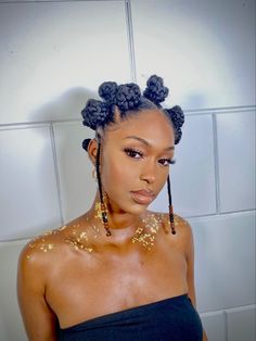 Black girl make up and hair Bantu Knots Black Women, Star Bantu Knots, Bantu Knots Ponytail, Fairy Bantu Knots, Bantu Knots Hairstyles With Braids, 4c Bantu Knots, Boho Bantu Knots, Bantu Knots With Braids Hairstyles, Bantu Knot Braids