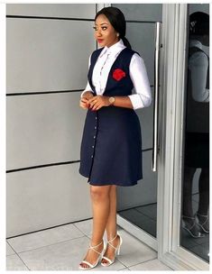 Office Wear Dresses, Chique Outfit, Fashionable Work Outfit, Corporate Dress, African Fashion Skirts, Workwear Style, African Wear Dresses, Corporate Attire, Office Wear Women