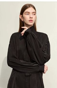 Minimalism Loose Chiffon Blouse – BEYOND Blouse Dress Pattern, Laced Up Shirt, Chiffon Material, Style Office, Summer Fabrics, Chiffon Shirt, Chiffon Blouse, Office Lady, Lantern Sleeves