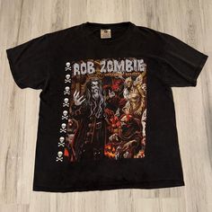 Vintage Winterland Rob Zombie 1998 Hellbilly Deluxe T Shirt Size Large P2p:23 Length:28 Rob Zombie Shirt, Rob Zombie T Shirt, Zombie Shirt, Zombie T Shirt, Rob Zombie, Pastel Pink Aesthetic, Mall Goth, Pink Aesthetic, Pastel Pink