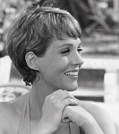 Short Hair Inspiration, Nostalgic 90s, Short Hair Cut, Breath Mints, Edgy Pixie Cuts, Edgy Pixie, Extreme Hair, Super Short Hair