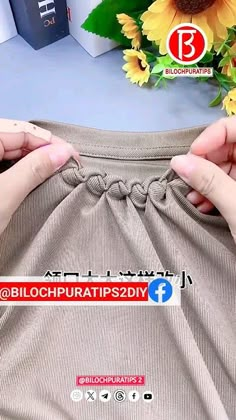 two hands are pulling up the bottom of a skirt with an ad for blochpurrats