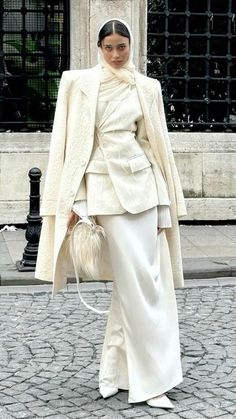 Mode Abaya, White Outfit, Mode Inspiration, Luxury Outfits, Classy Outfits