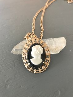 Vintage Art Deco Necklace, Victorian Revival, Necklaces Pendant, Rose Quartz Earrings, Pretty Pendant, Shell Ring, Art Deco Necklace, Carved Shell, Cameo Necklace