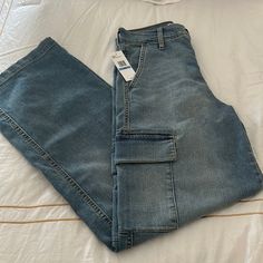 New With Tags Jessica Simpson Cargo Pants Size: 0/25 Jessica Simpson Jeans, Jean Trends, Flare Leg Jeans, Distressed Denim Jeans, Maternity Jeans, Cargo Jeans, Jeans Color, Girls Jeans, Jessica Simpson