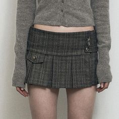 Lasaky - Winter Low-Waist Vintage Color-block Plaid Pleated Skirt with Irregular Hemline - Mini Skirt 90s Retro Fashion, Aesthetic Y2k Outfits, Cute Office Outfits, Preppy Mode, Grey Mini Skirt, Womens Office, Plaid Pleated Skirt, Printed Pleated Skirt, Skirt Y2k