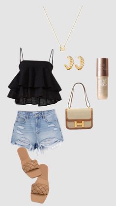 Crop Top Beach Outfit, Aesthetic Styles Outfits, Outfits For School Simple, Outfit Inspo Basic, Simple Everyday Outfits, Beach Outfit Vacation, Pretty Summer Outfits, Trendy Casual Outfits, Babydoll Cami