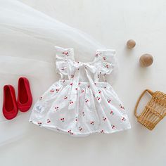 COLOR White MATERIAL Cotton + Polyester SEASON Summer SIZE (AGE) 66 (3-6M), 73 (6-9M), 80 (9-12M), 90 (12-24M) GENDER Baby Girl PATTERN Fruit (Vegetable) Pattern Fruit, Cherry Baby, Bag Diy, Baby Dresses, Timor Leste, Cherry Print, Girl Pattern, White Material