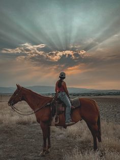 Pretty, horse, western, punchy, Wyoming, western riding, beautiful Western Photoshoot, Country Backgrounds, Country Photography