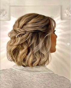 Mother Of The Bride Hair Short, Mother Of The Groom Hairstyles, Bridal Hairstylist, A Lot Of Hair, Wedding Hairstyles Medium Length, Mother Of The Bride Hair