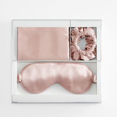 Free Shipping Over $45First Order & Sign Up & Extra 10 % OFF, CODE: DAISYSILKFREE Scrunchy or Eye Mask Gift on Orders $100+(No Code Needed) Made from luxurious mulberry silk, Daisysilk's silk incredibly soft and thick eye mask blocks out the light for uninterrupted rest and helps prevent skin and hair damage. T Silk Sleep Mask, Silk Eye Mask, Hair Damage, Glossy Hair, Silk Accessories, Beauty Sleep, Three Piece Suit, Sleep Set, Silk Pillowcase