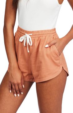 Cloth Shorts, Hot Skirts, Billabong Shorts, Billabong Women, Road Trippin, Cute Simple Outfits, Outfits Summer, Billabong, Simple Outfits