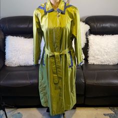 Great Condition And Bright Color Scheme Full Length Belted Coat/Raincoat To Body Form Fitting This Item Is Vintage But Looks Brand New. Hoodie Can Be Taken Off Depending On Weather. No Stains Rips Holes Or Discoloration. Cleaned And Sanitized. Green Fitted Outerwear For Daywear, Bright Color Schemes, Body Form, Belted Coat, Vintage Coat, Bright Color, Color Scheme, Color Schemes, Full Length