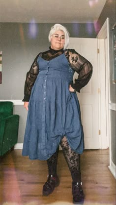 Plus Size Gender Fluid Outfits, Plus Size Roller Skating Outfit, Grunge Office Outfit Plus Size, Plus Size Legging Outfits Summer, Plus Size Soft Grunge, Alternative Plus Size Outfits, Fat Alternative Fashion, Plus Size Winter Outfits 2023, Alt Dress Outfits