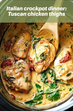 Tuscan-inspired chicken thighs cooked in an Italian crockpot for a relaxing, flavorful evening meal. Tuscany Chicken, Italian Skillet, Chicken With Artichokes, Creamy Tuscan Chicken Recipe, Creamy Tuscan Chicken, Skillet Dinner Recipes, Creamy Chicken Recipes, Seared Chicken, Italian Dinner Recipes